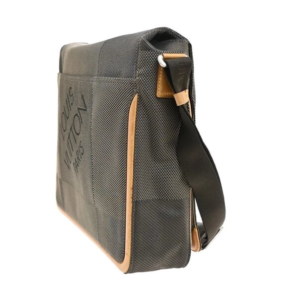 LOUIS VUITTON Damier Geant Messager Shoulder Bag Canvas Leather - Picture 2 of 14